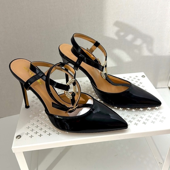 SEKAYISORE Women Black Point-Toe Ankle Strap Buckle Patent Leather 4 Inch Heels - Picture 2 of 6